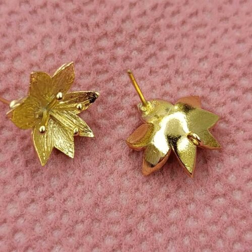 Kiraz Çiçek Küpe Aparatı